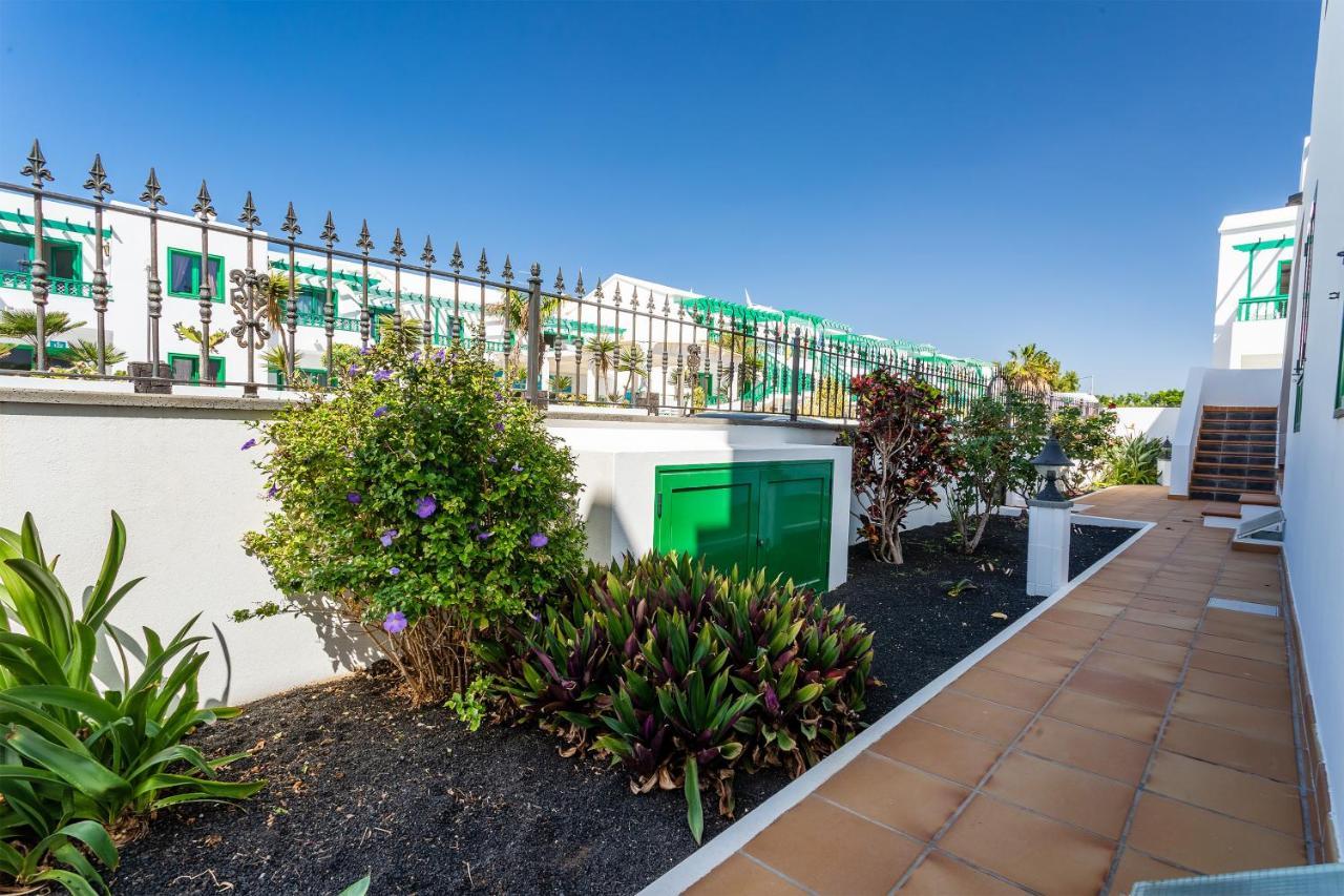 Apartamentos Los Quiqueres Puerto del Carmen  Exterior photo